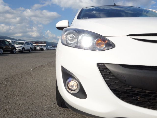 M.DEMIO WHITE SPORTS