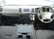 T.HIACE VAN SILVER