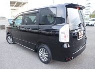 TOYOTA VOXY (BLACK)