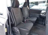 TOYOTA VOXY (BLACK)