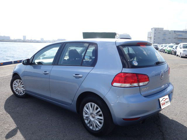 VW GOLF