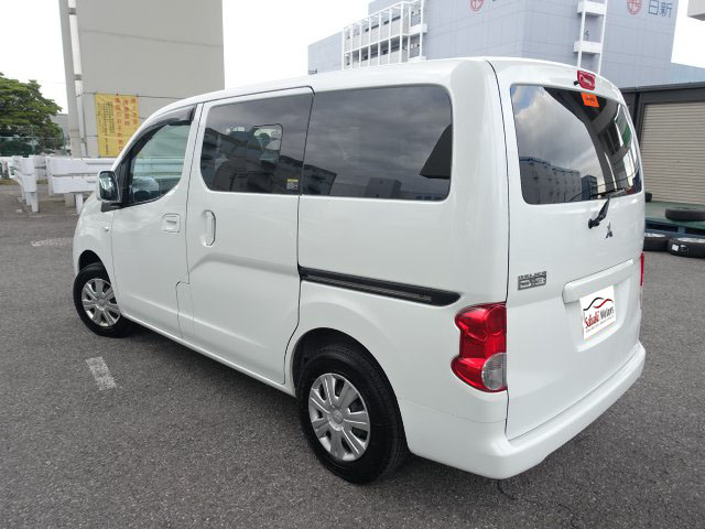 MITSUBISHI DELICA