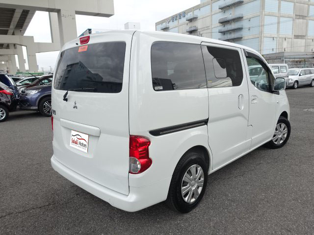 MITSUBISHI DELICA