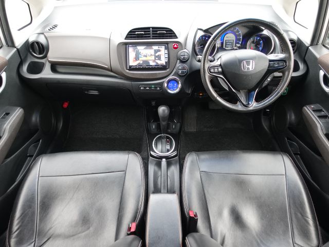 HONDA FIT SHUTTLE