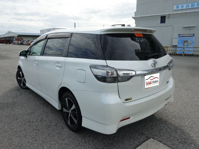 TOYOTA WISH(PEARL)