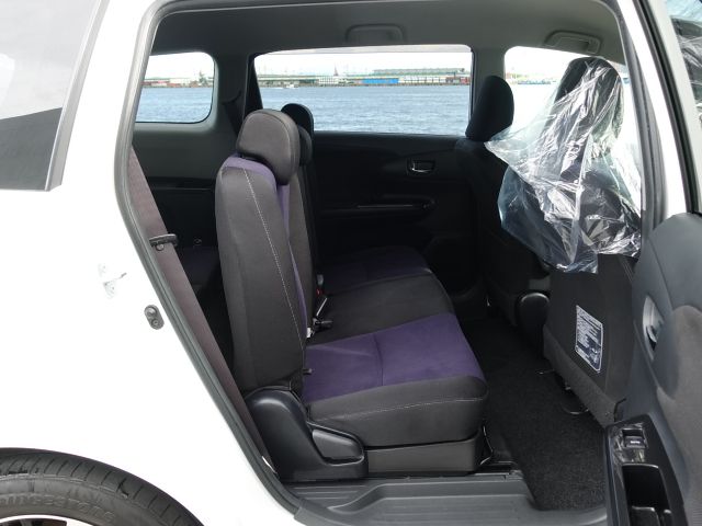 TOYOTA WISH(PEARL)